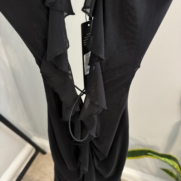 Fashion Nova Brianne Mesh Ruffle Halter Mini Dress Black Size Small NWT - Picture 3 of 8